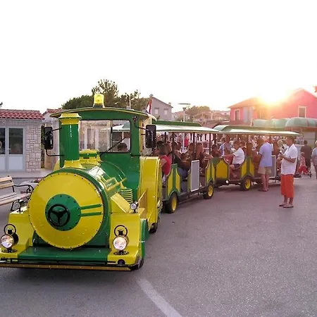 Apartment In With Sea View, Balcony, Air Conditioning, Wifi 4944-1 Lopar